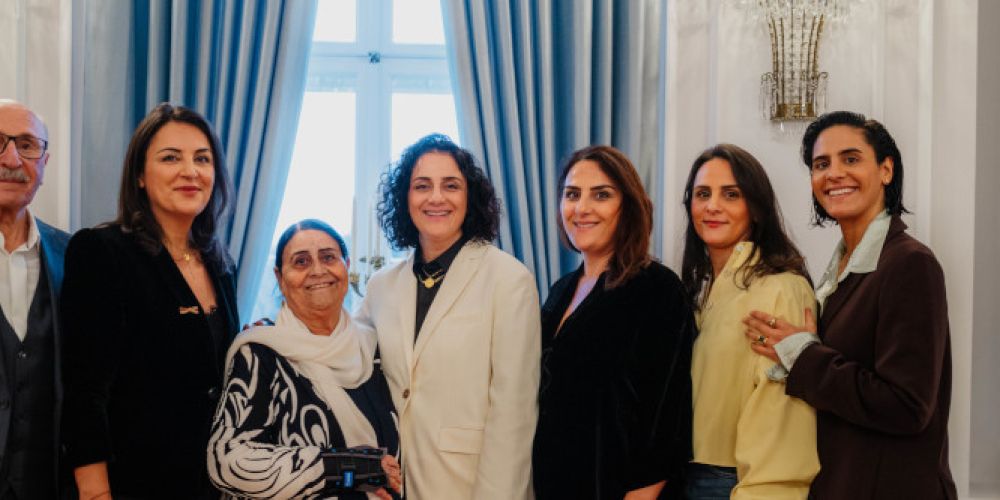 Karl Kübel Preis geht an Menschenrechtsaktivistin Düzen Tekkal und ihre Familie