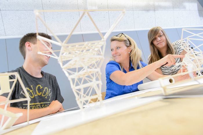 Architekten und Designer stellen aus