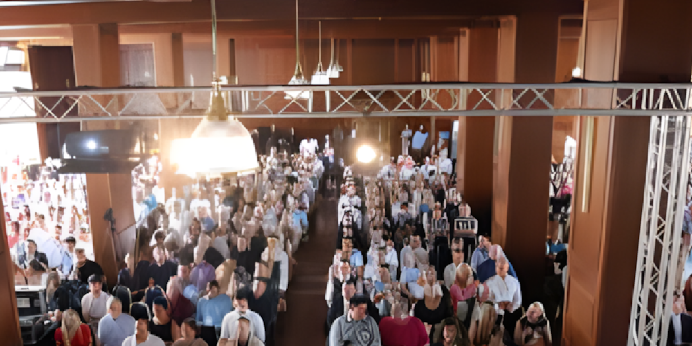 Abschlussfeier an der Dr. Eckert Akademie in Regenstauf
