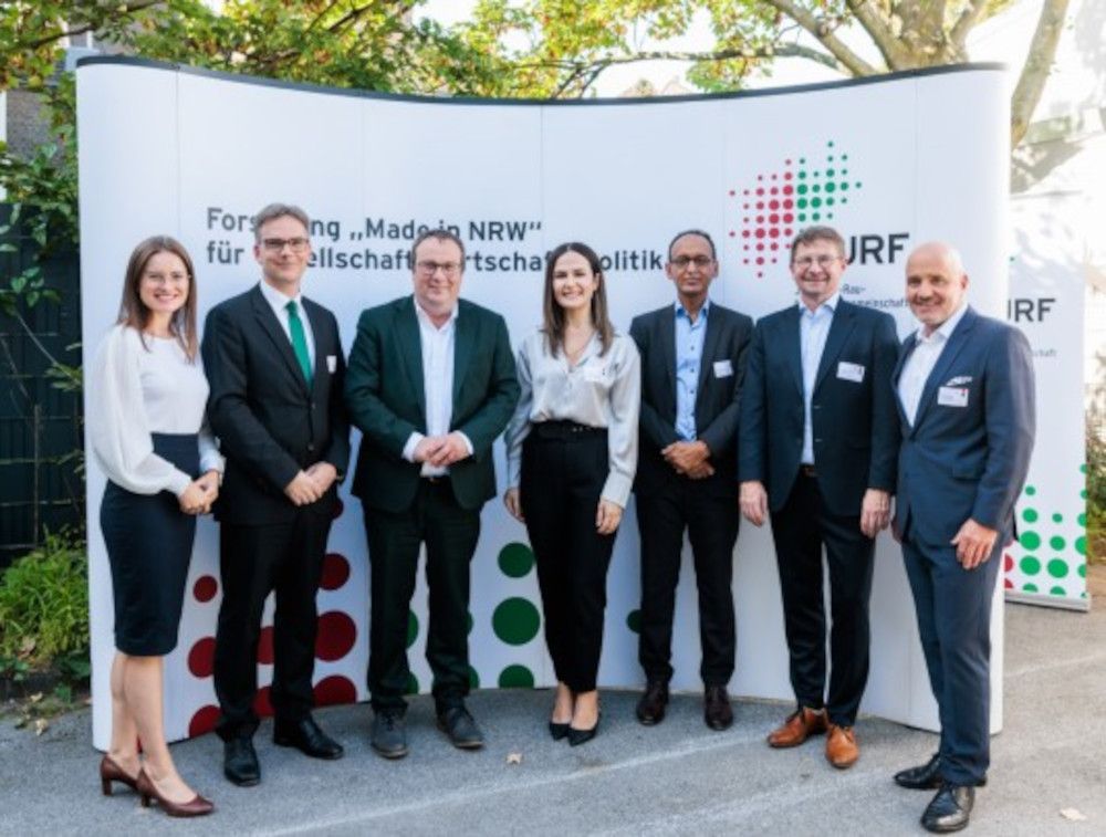 Eröffnung des Versuchszentrums für innovative Hafen- und Umschlagtechnologien