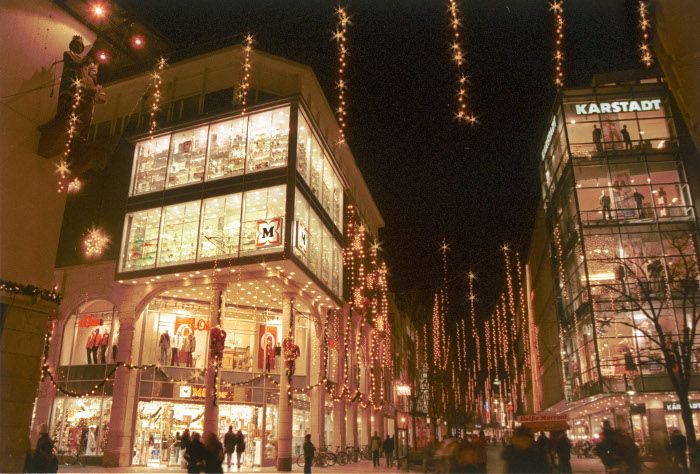 Einzelhändler und Dienstleister finanzieren die Lörracher Weihnachtsbeleuchtung