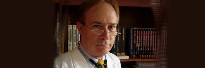 Bloß keine Panik: Vitamin-C-Experte klärt über das Coronavirus auf