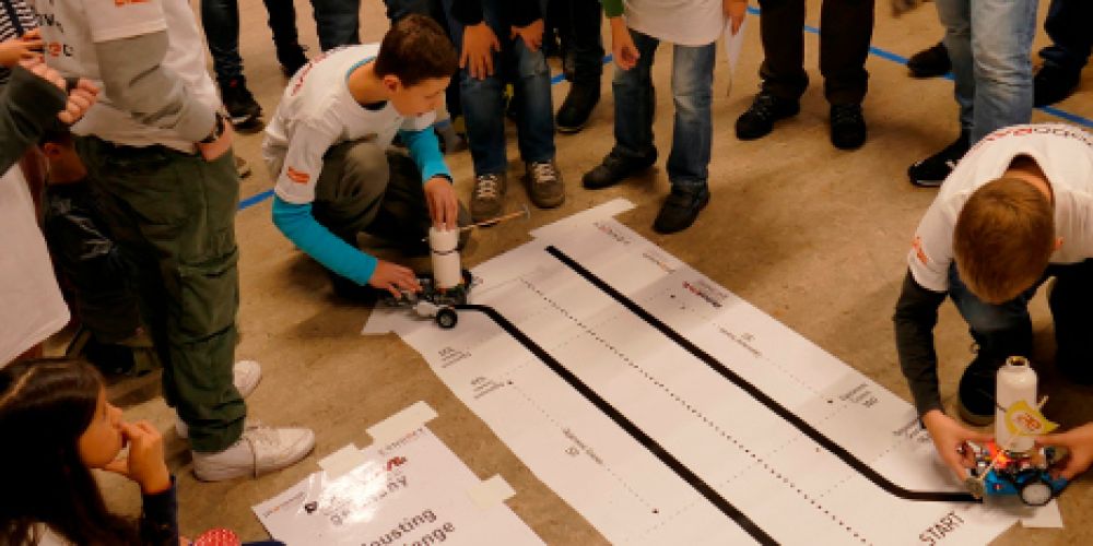 Erster Roboterwettbewerb am phaenovum