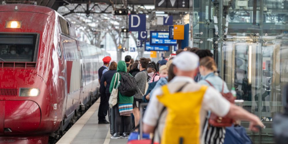 Thalys feiert Jubiläum - 175 Jahre Paris-Brüssel-Eisenbahnverbindung