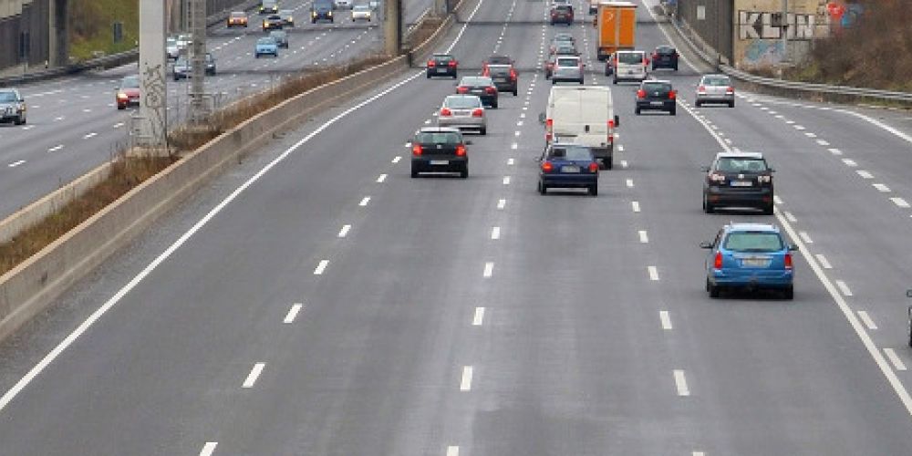 Gesetzentwurf zu autonomen Autos: Fahrer bleibt verantwortlich