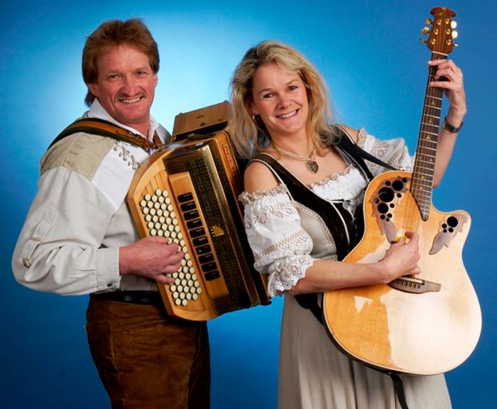 „Hier spielt die Musik“ Sommerliches Konzert vor dem Hüsli