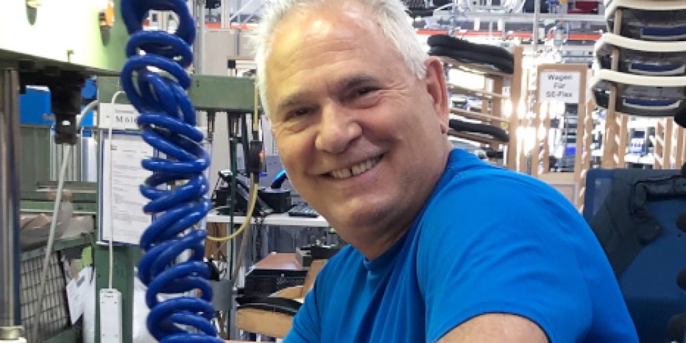 Salvatore Scalzo feiert sein 50-jähriges Arbeitsjubiläum bei Sedus