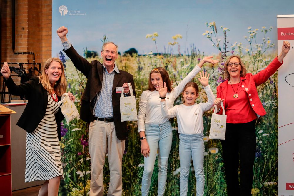 Siegerinnen und Sieger des bundesweiten Pflanzwettbewerbs 2022 in Berlin prämiert