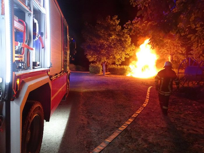 PM Freiw. Feuerwehr Reichenau - 13.05.2018 - Kabeltrommel in Brand geraten