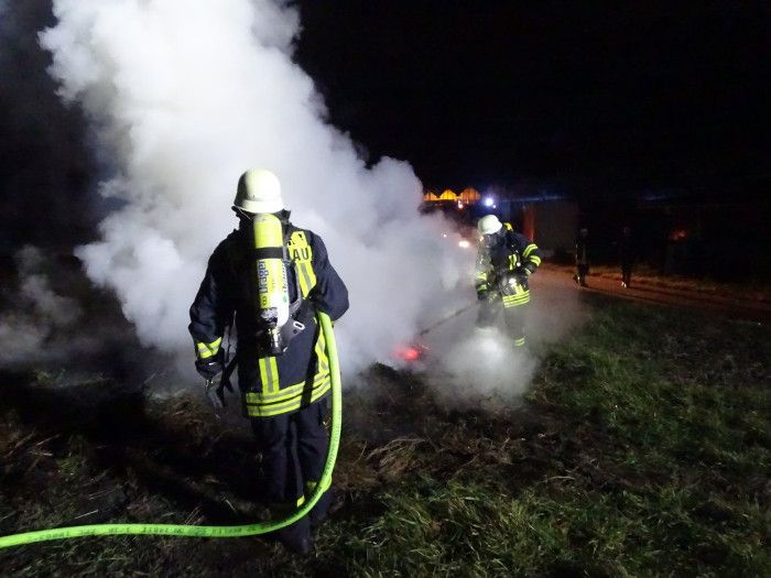 Brennender Komposthaufen gelöscht